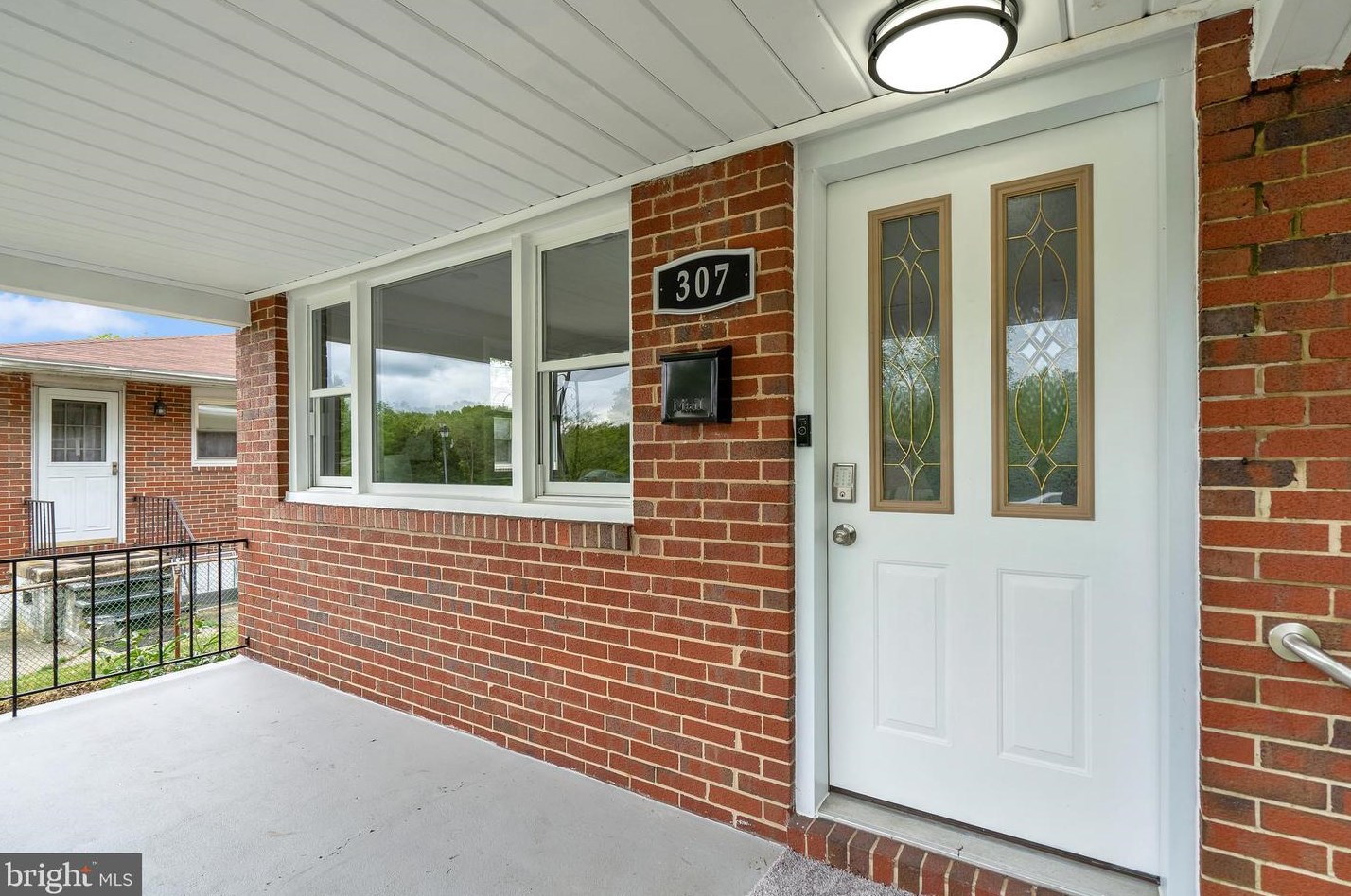 307 Essex Ave, Baltimore MD  21221-4710 exterior