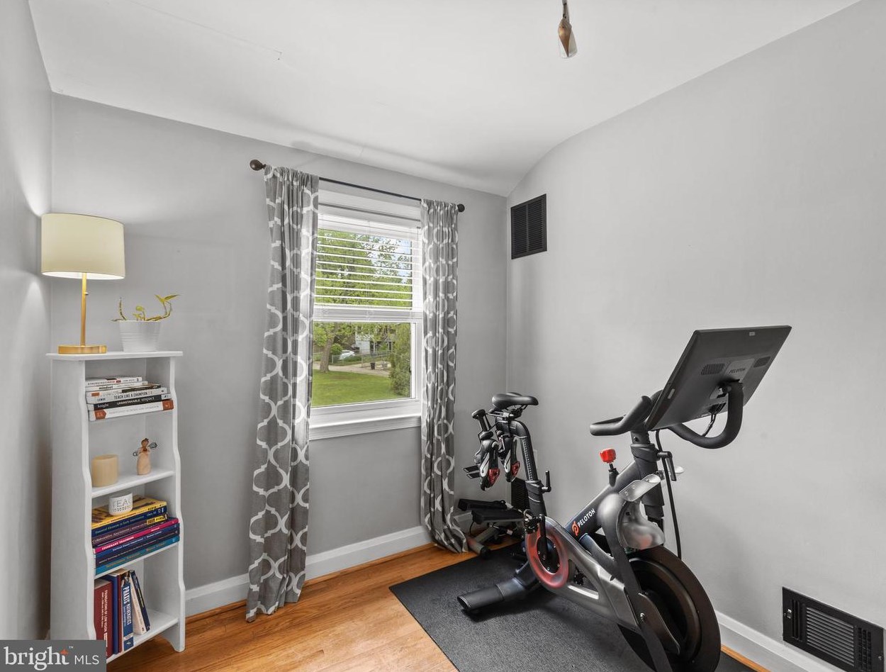 1842 Trenleigh Rd, Baltimore MD 21234-3844 exterior