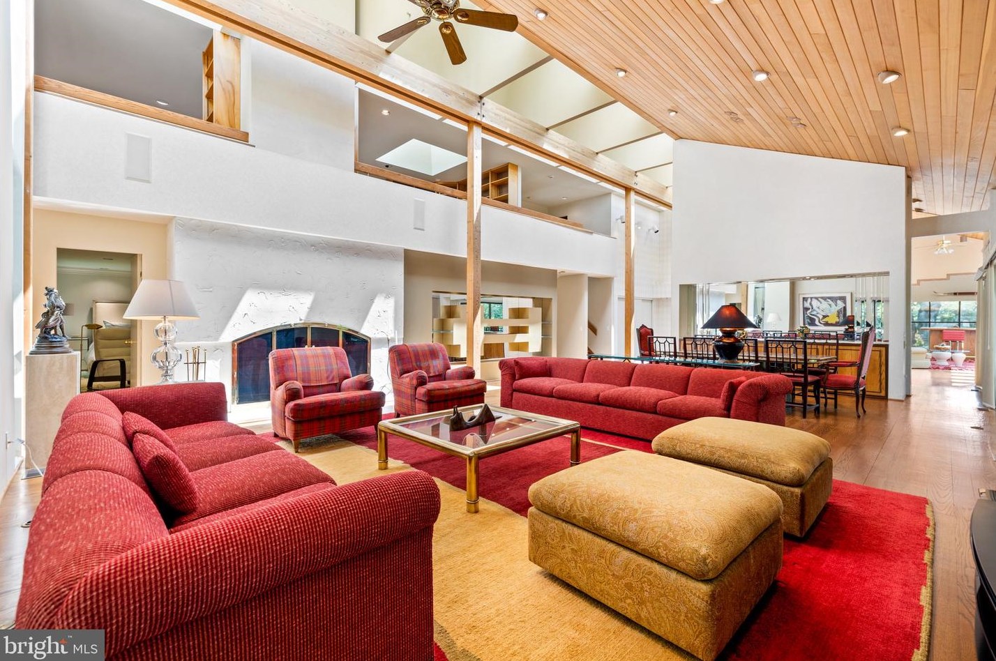 8570 Leisure Hill Dr, Baltimore MD  21208-1740 exterior