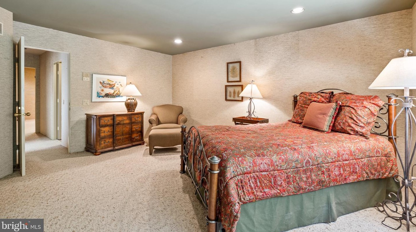 8570 Leisure Hill Dr, Baltimore MD  21208-1740 exterior