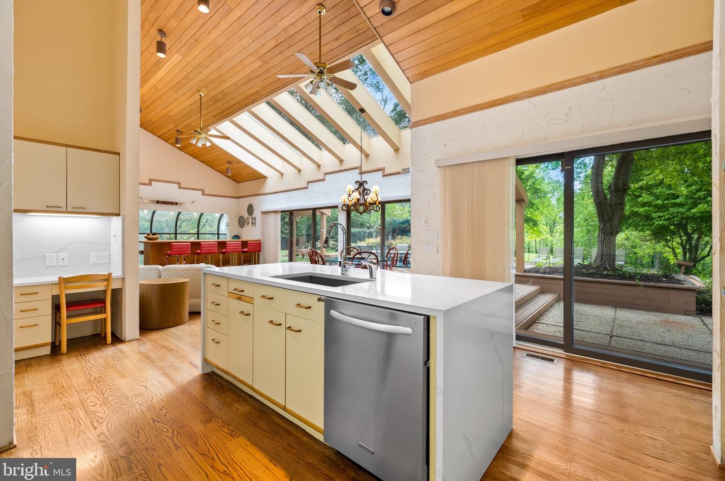 8570 Leisure Hill Dr, Baltimore MD  21208-1740 exterior