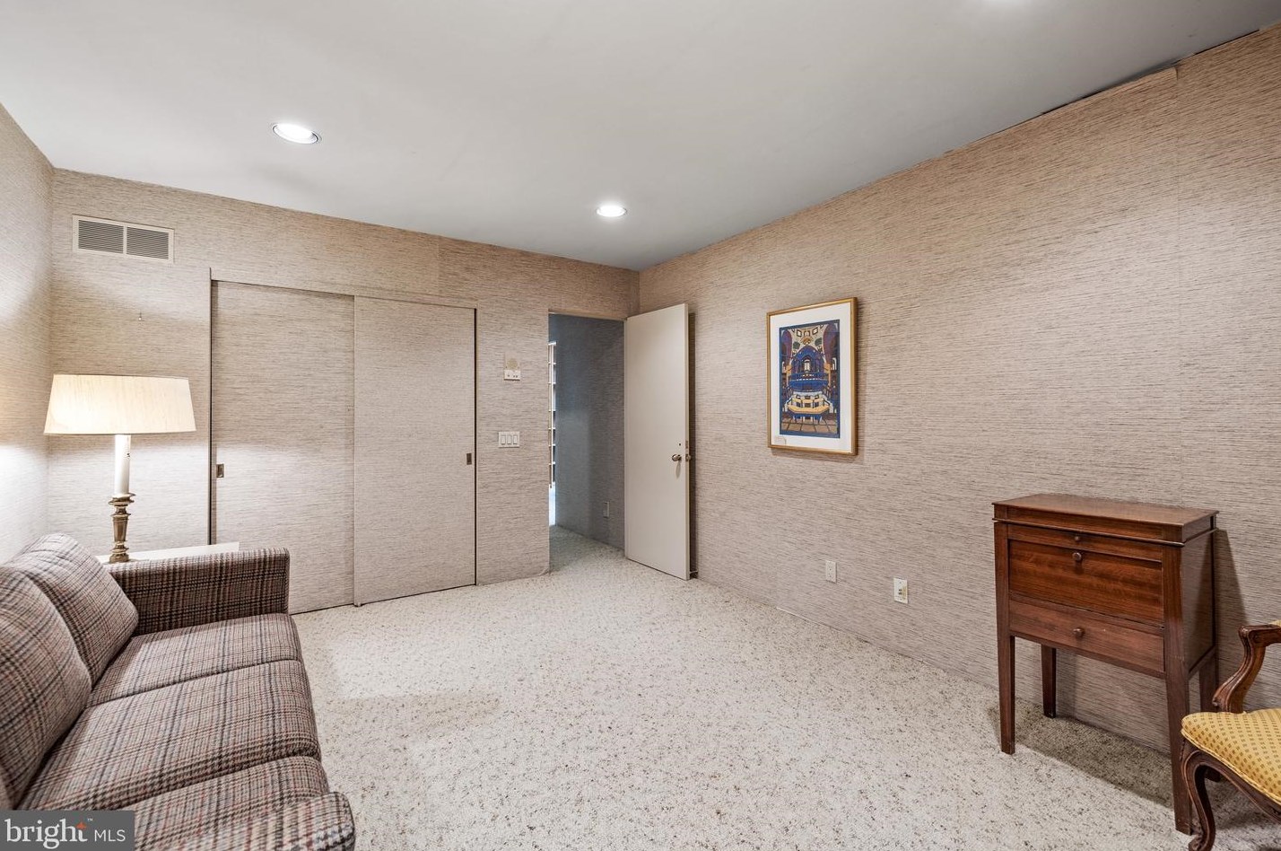 8570 Leisure Hill Dr, Baltimore MD  21208-1740 exterior