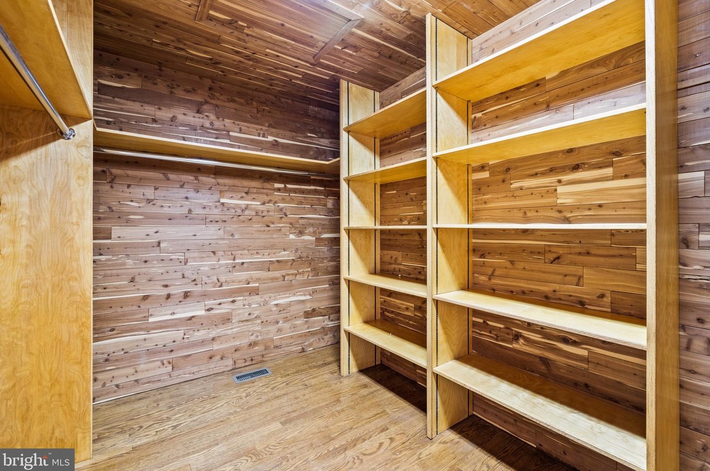 8570 Leisure Hill Dr, Baltimore MD  21208-1740 exterior