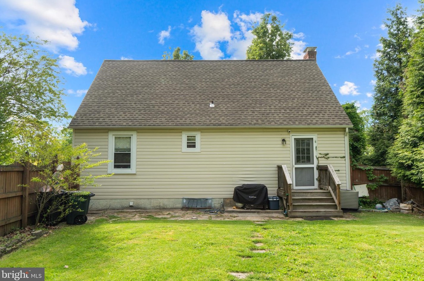 314 Harlem Ave, Baltimore MD  21228-1406 exterior