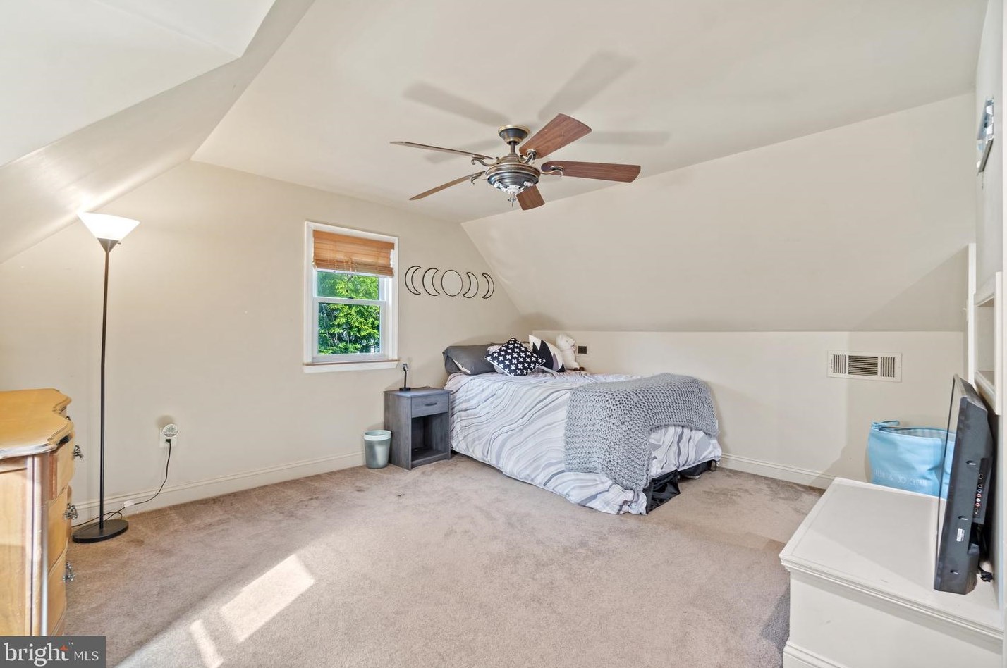 314 Harlem Ave, Baltimore MD  21228-1406 exterior