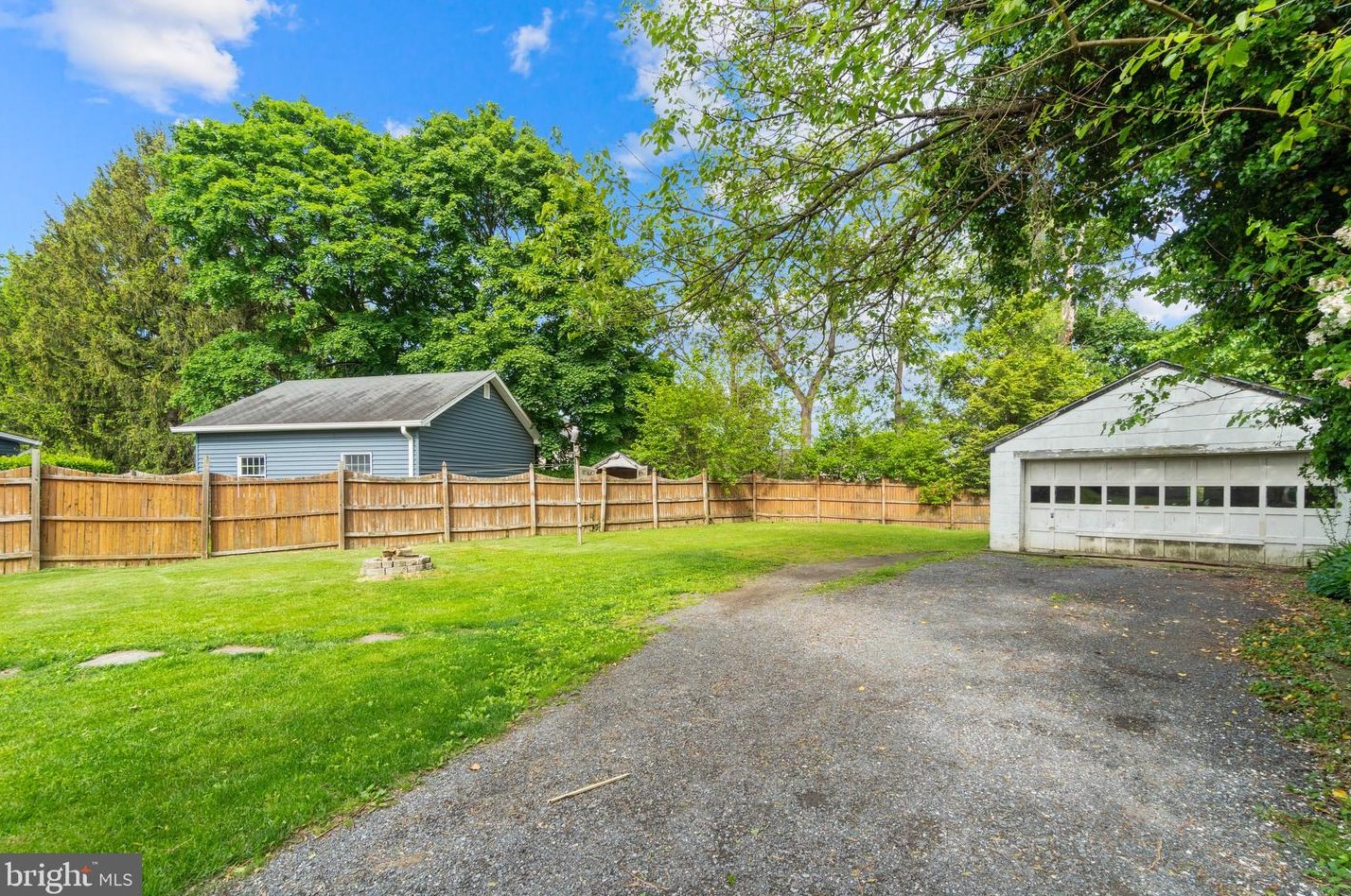 314 Harlem Ave, Baltimore MD  21228-1406 exterior