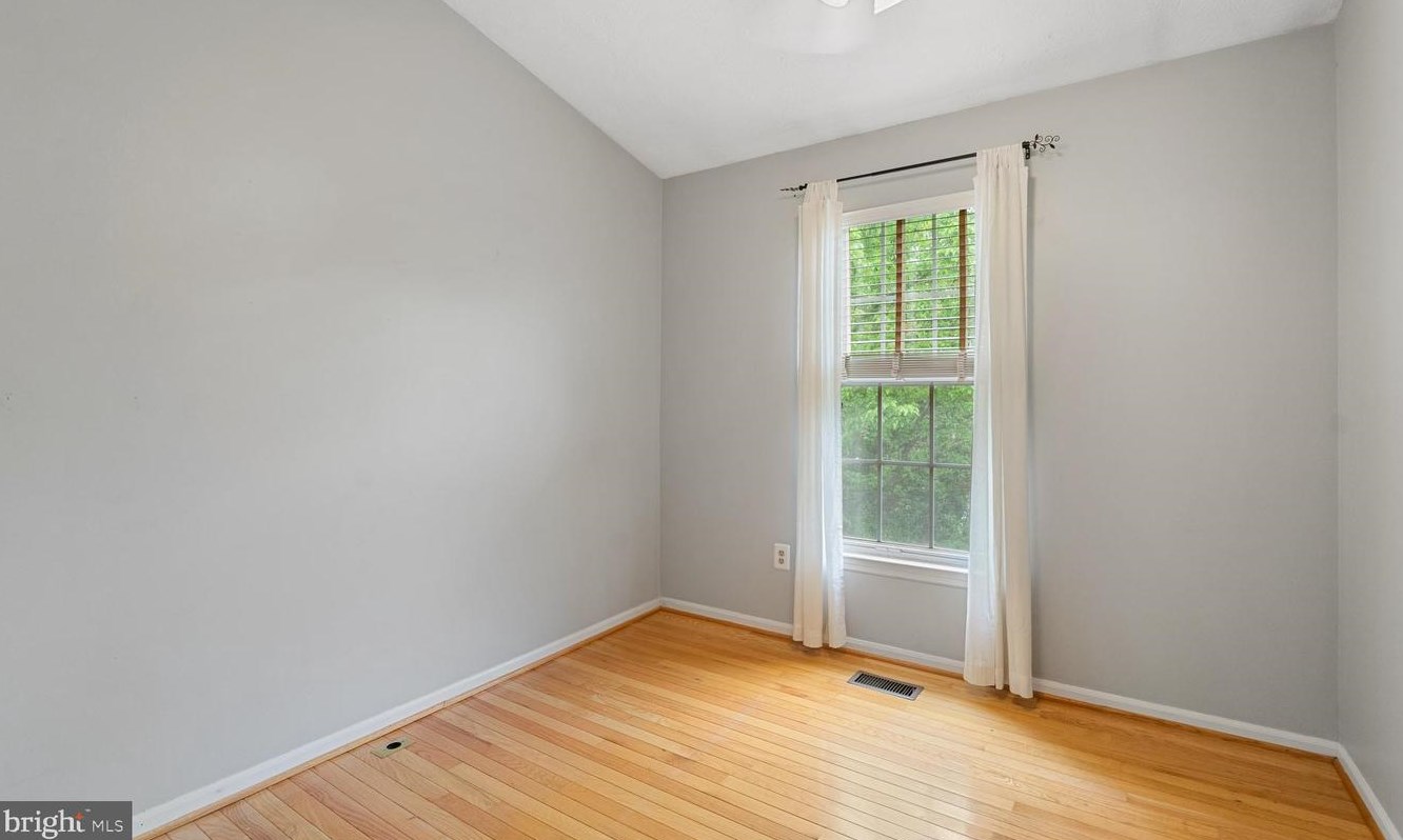 2011 Masters Dr, Baltimore MD  21209-1746 exterior