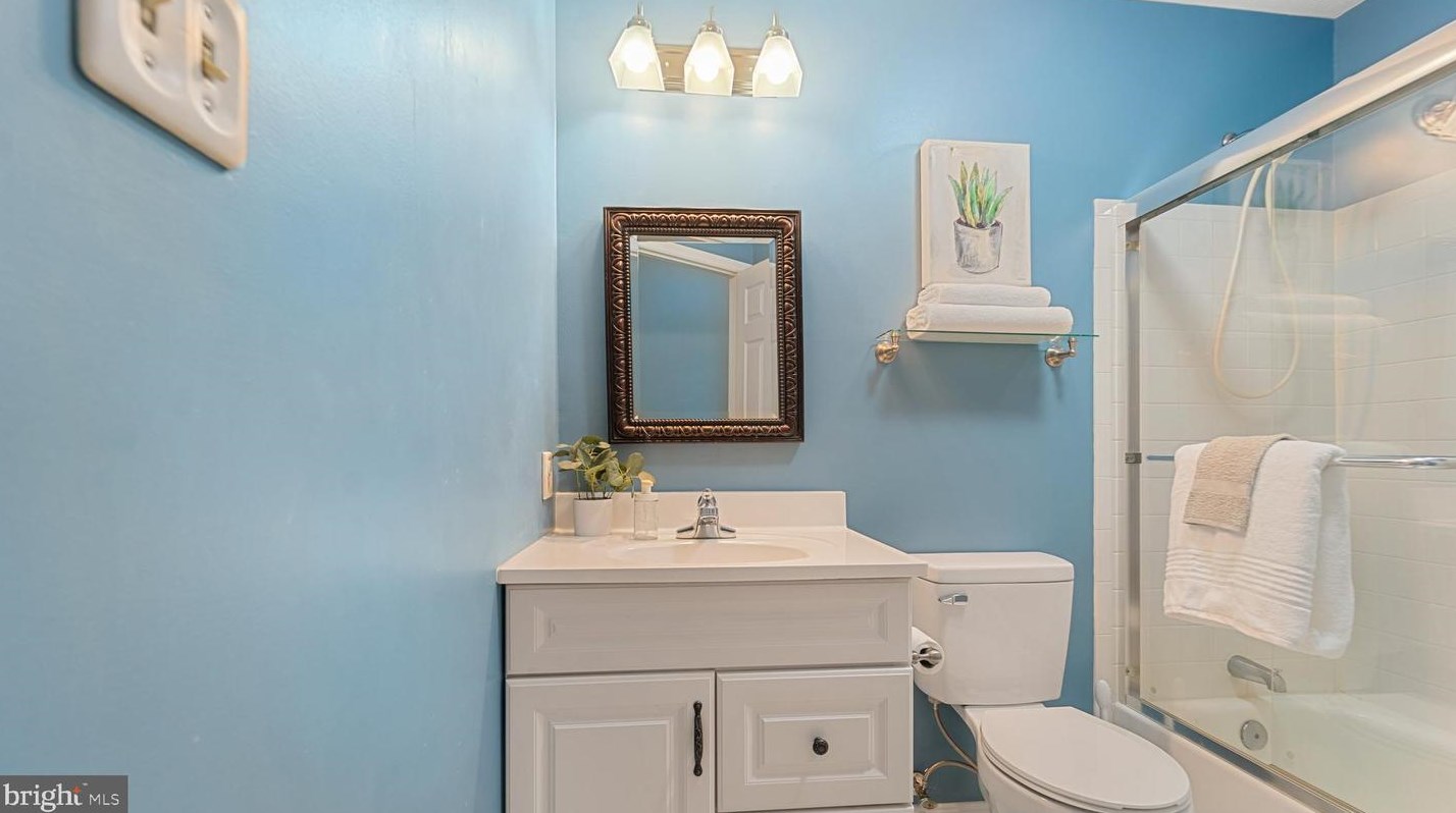 2011 Masters Dr, Baltimore MD  21209-1746 exterior