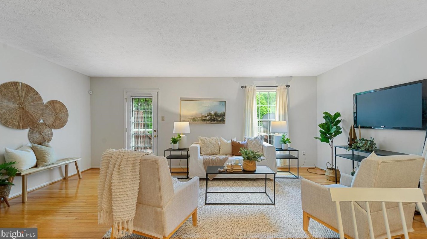 2011 Masters Dr, Baltimore MD  21209-1746 exterior