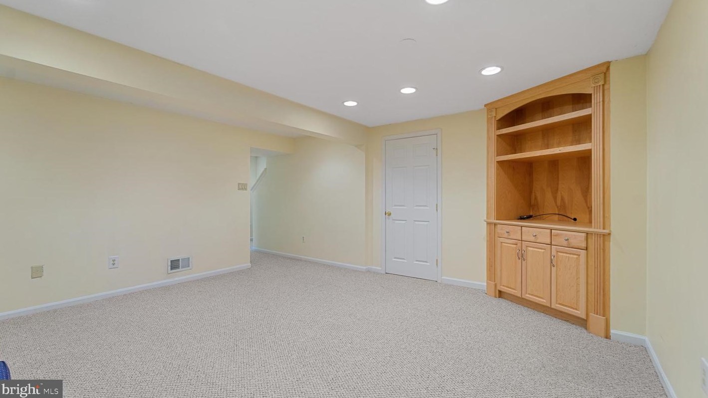 2011 Masters Dr, Baltimore MD  21209-1746 exterior