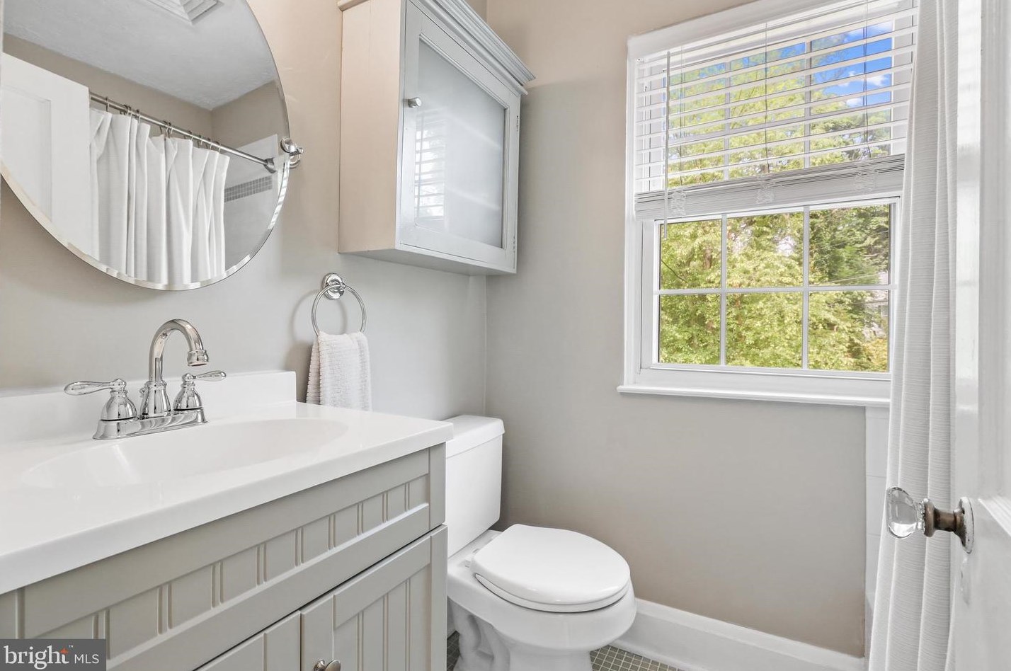 15 Hilltop Rd, Baltimore MD  21228-5520 exterior