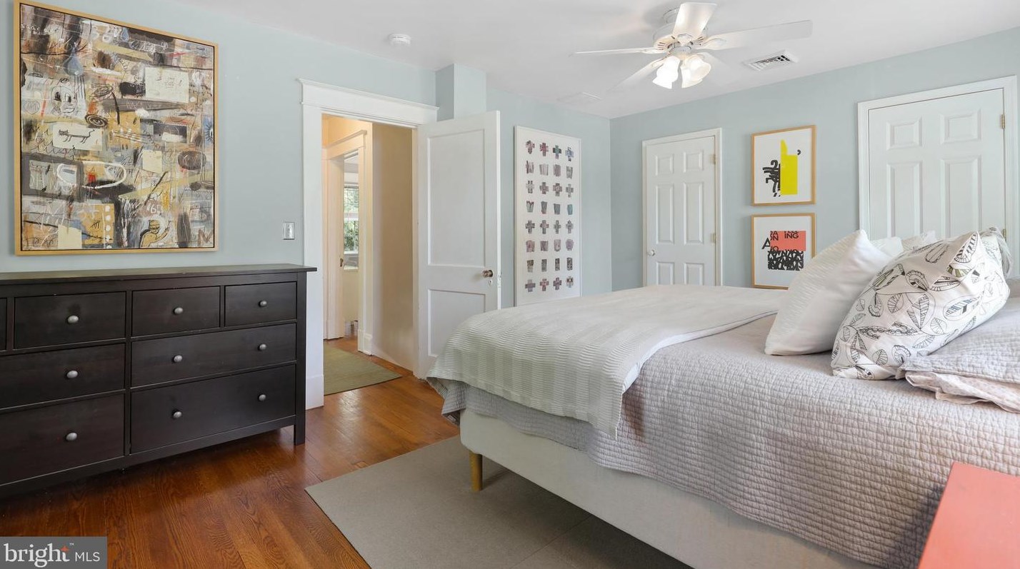 15 Hilltop Rd, Baltimore MD  21228-5520 exterior