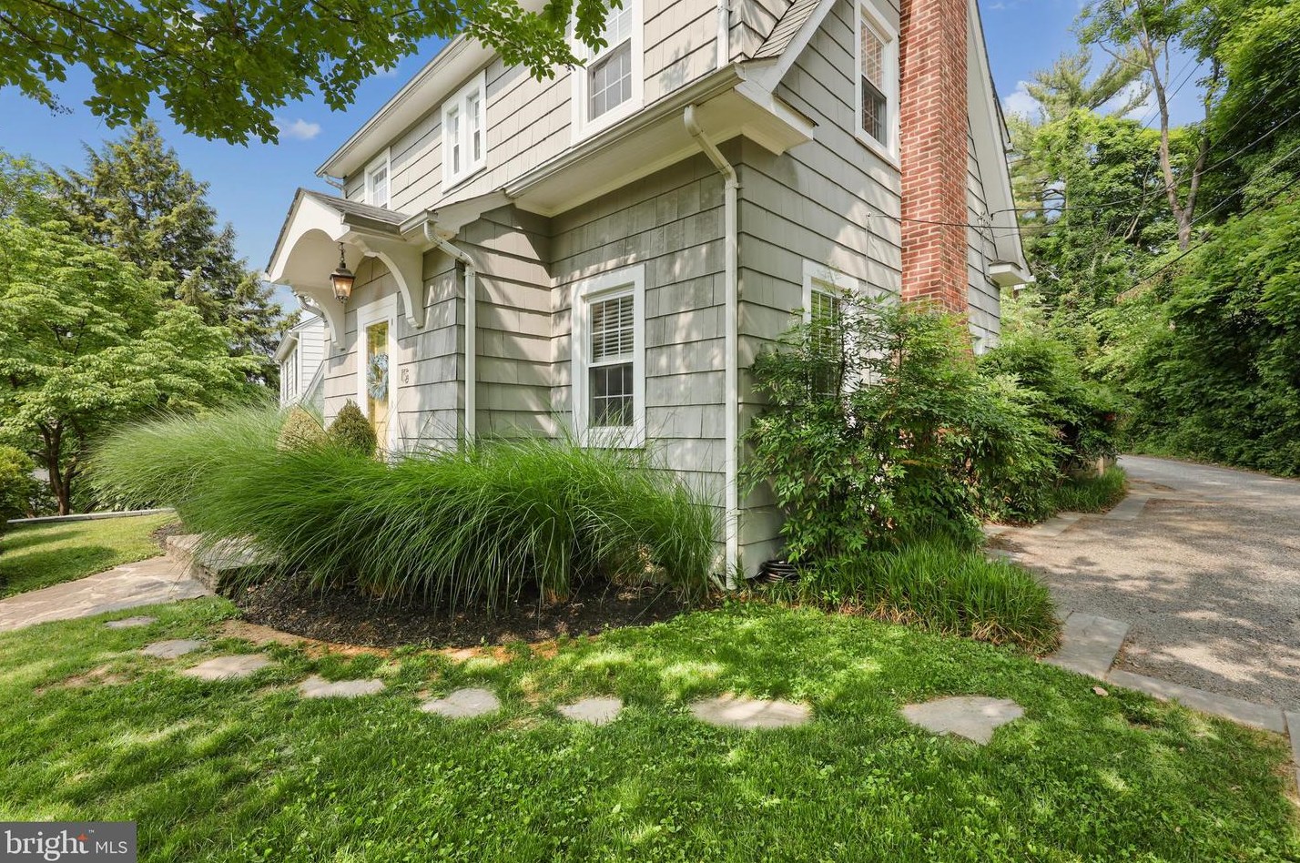 15 Hilltop Rd, Baltimore MD  21228-5520 exterior