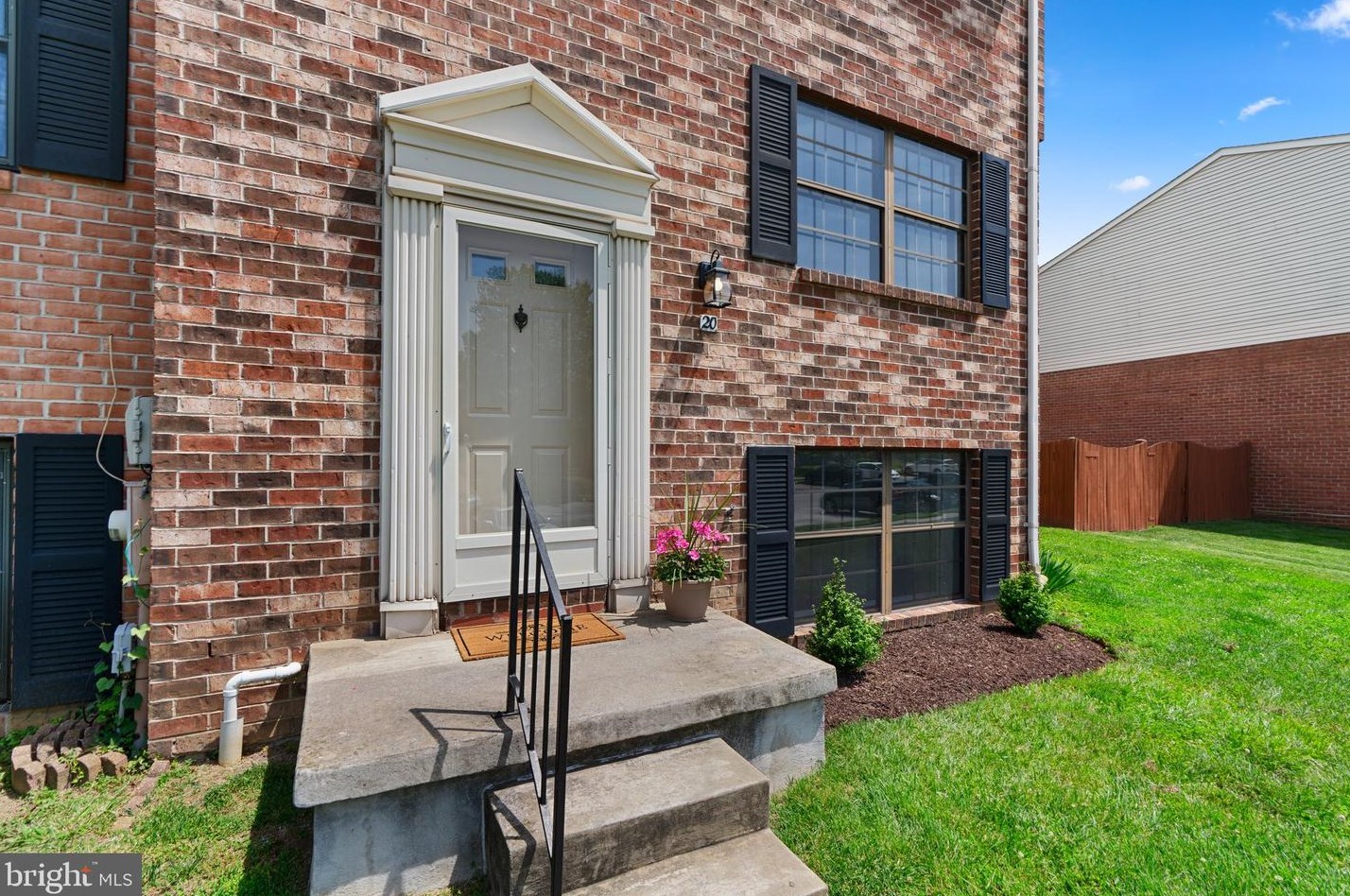 20 Heather Hill Rd, Baltimore MD  21228-6102 exterior