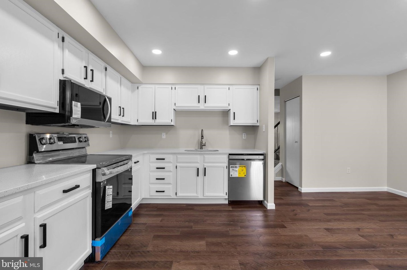 20 Heather Hill Rd, Baltimore MD  21228-6102 exterior