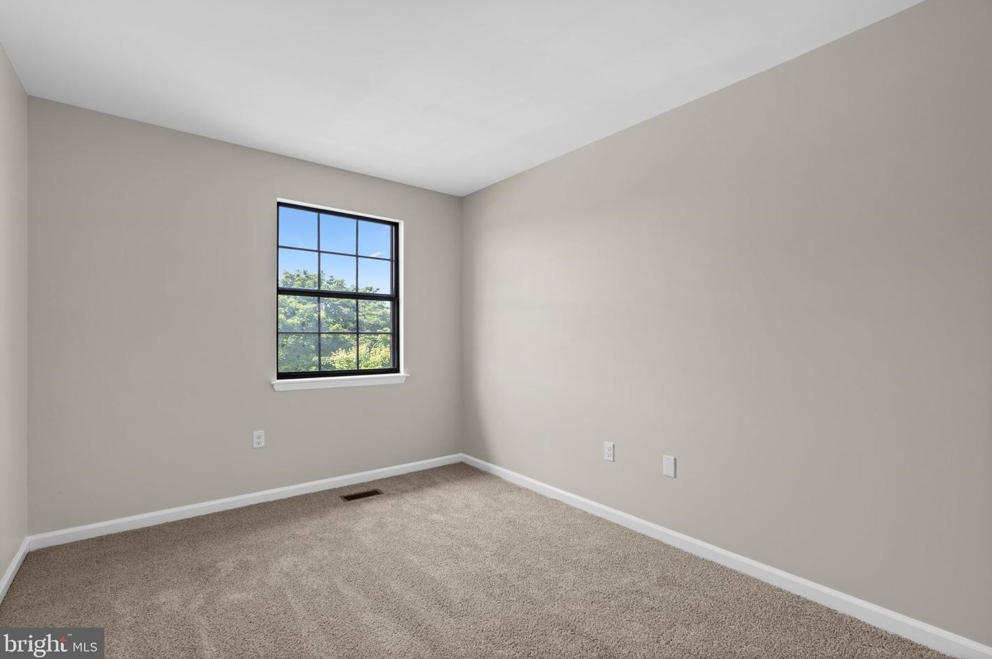 20 Heather Hill Rd, Baltimore MD  21228-6102 exterior