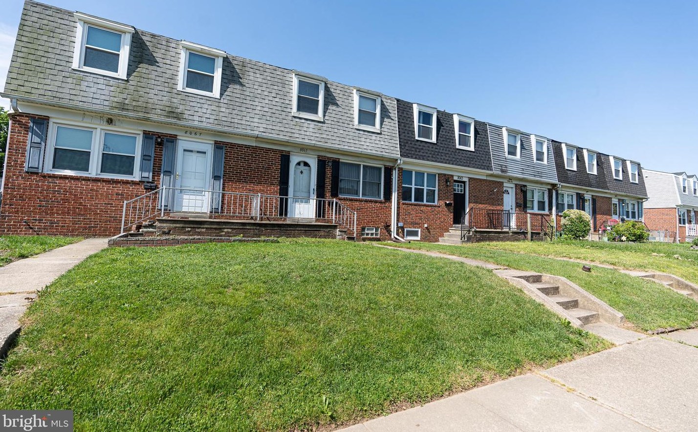 8065 Stratman Rd, Baltimore MD  21222-4758 exterior