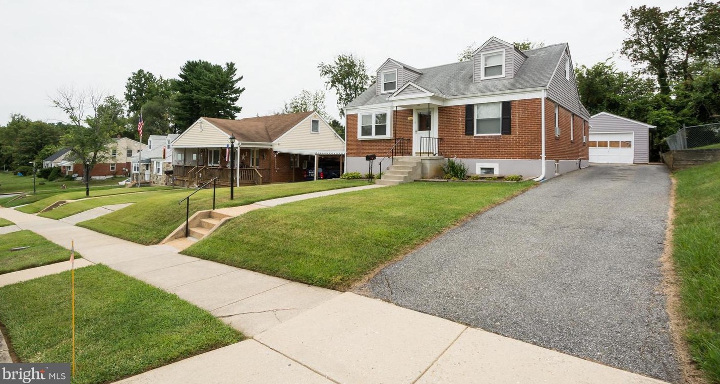 723 1st St, Baltimore MD  21208-3040 exterior