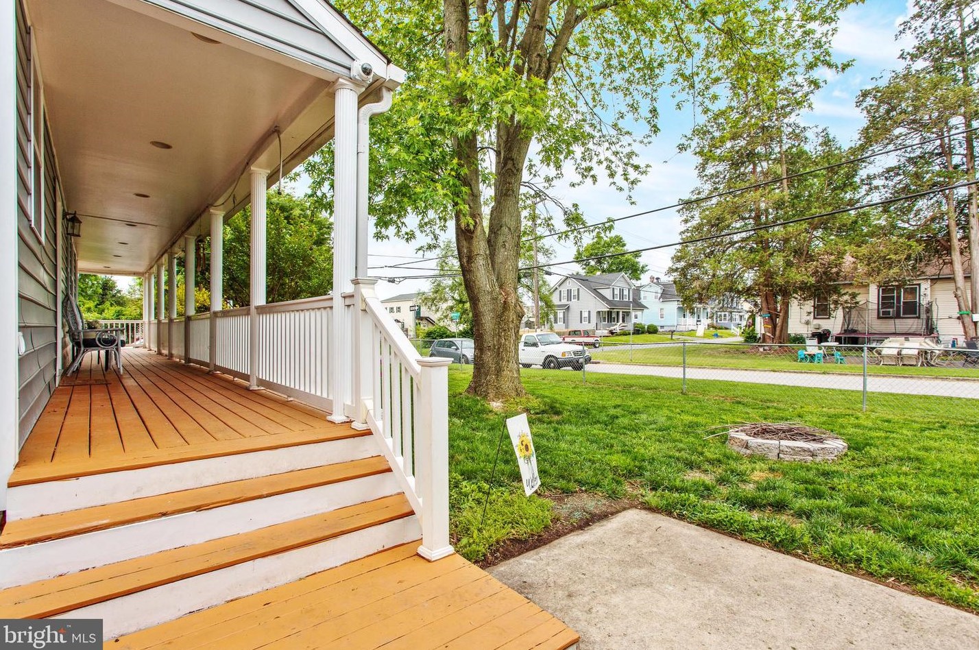 100 4th Ave, Baltimore MD  21227-3156 exterior