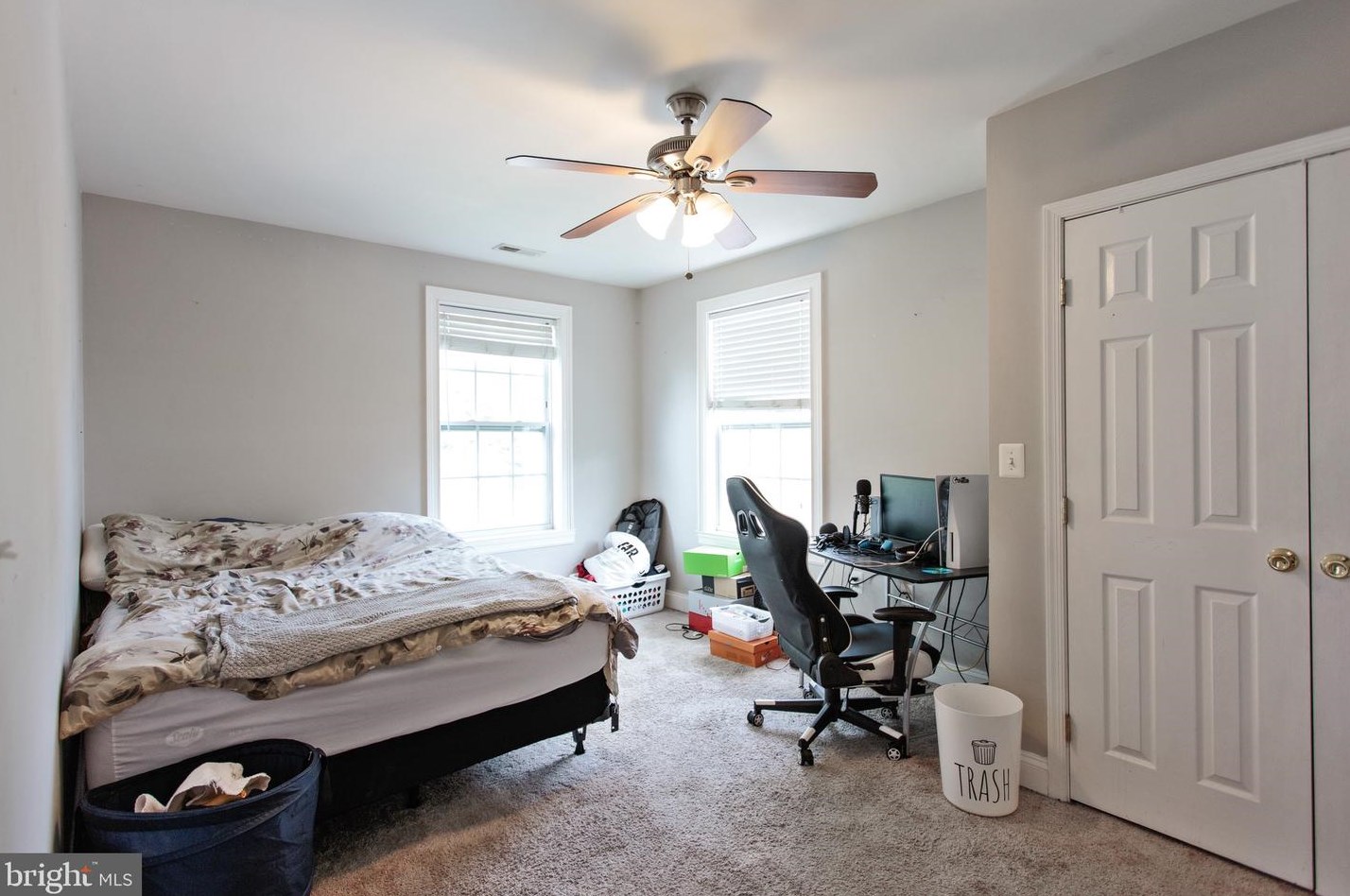 100 4th Ave, Baltimore MD  21227-3156 exterior