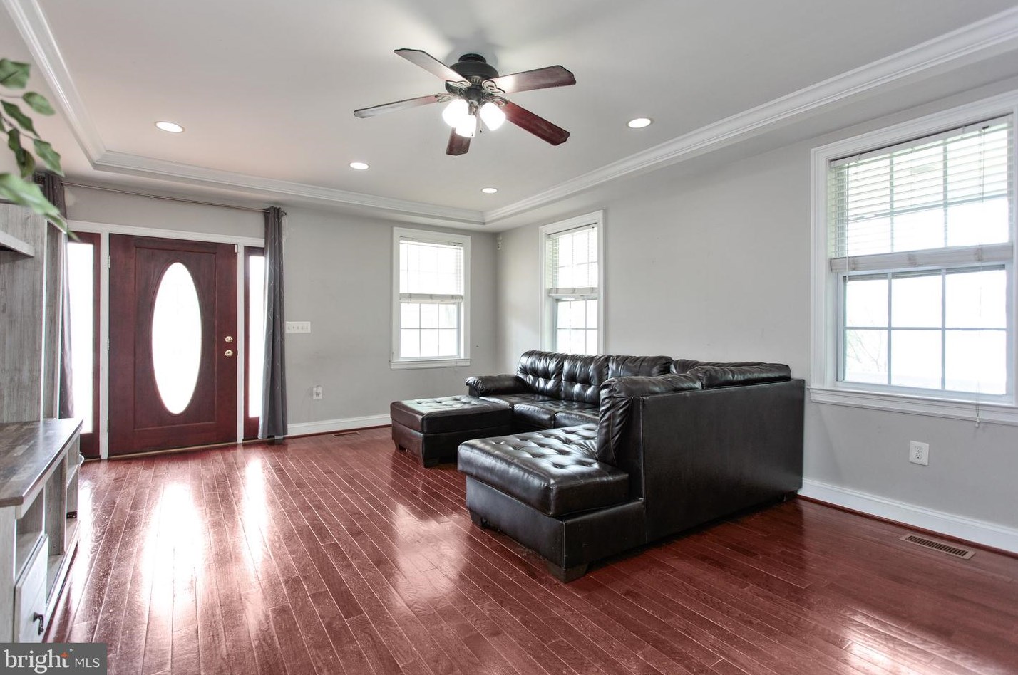 100 4th Ave, Baltimore MD  21227-3156 exterior