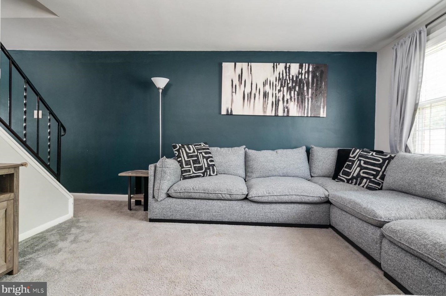 944 Circle Dr, Baltimore MD  21227-2322 exterior