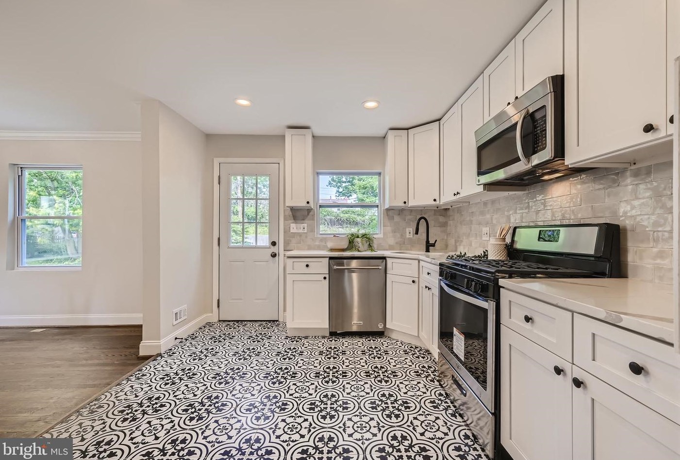 1844 Edgewood Rd, Baltimore MD  21234-5208 exterior