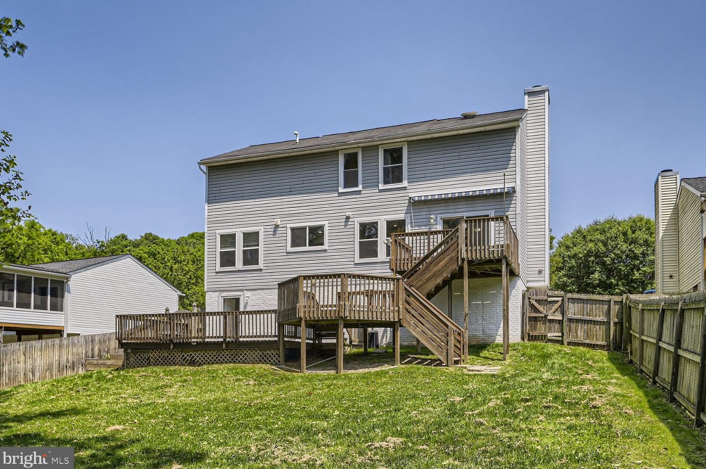 2012 Putnam Rd, Baltimore MD  21227-4100 exterior