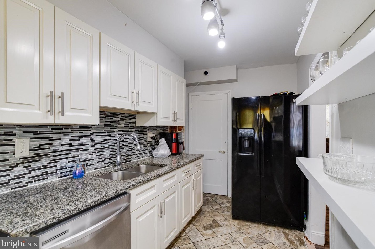 8637 Black Oak Rd, Baltimore MD 21234-3608 exterior