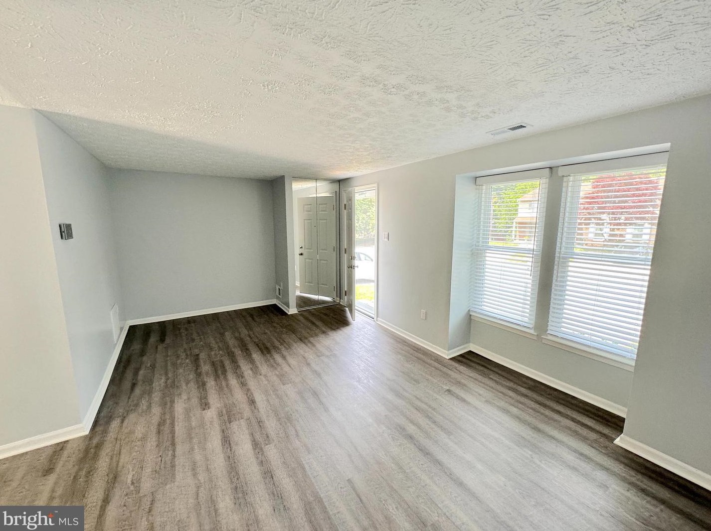 4729 Hawksbury Rd, Baltimore MD  21208-2129 exterior