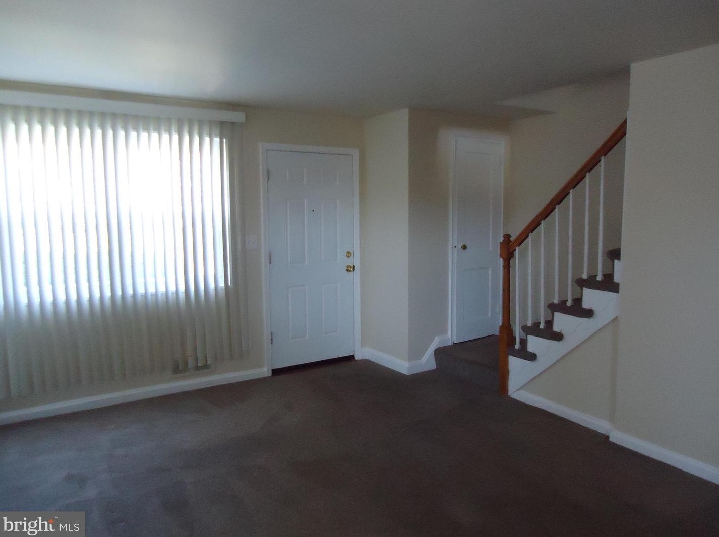 919 Coleridge Rd, Baltimore MD  21229-1015 exterior