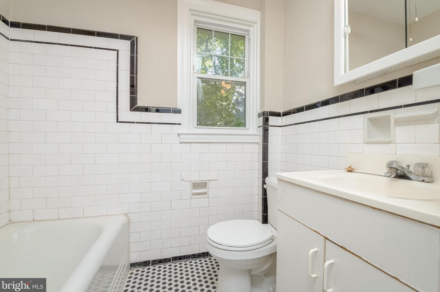 418 Hopkins Rd, Baltimore MD 21220-1031 exterior