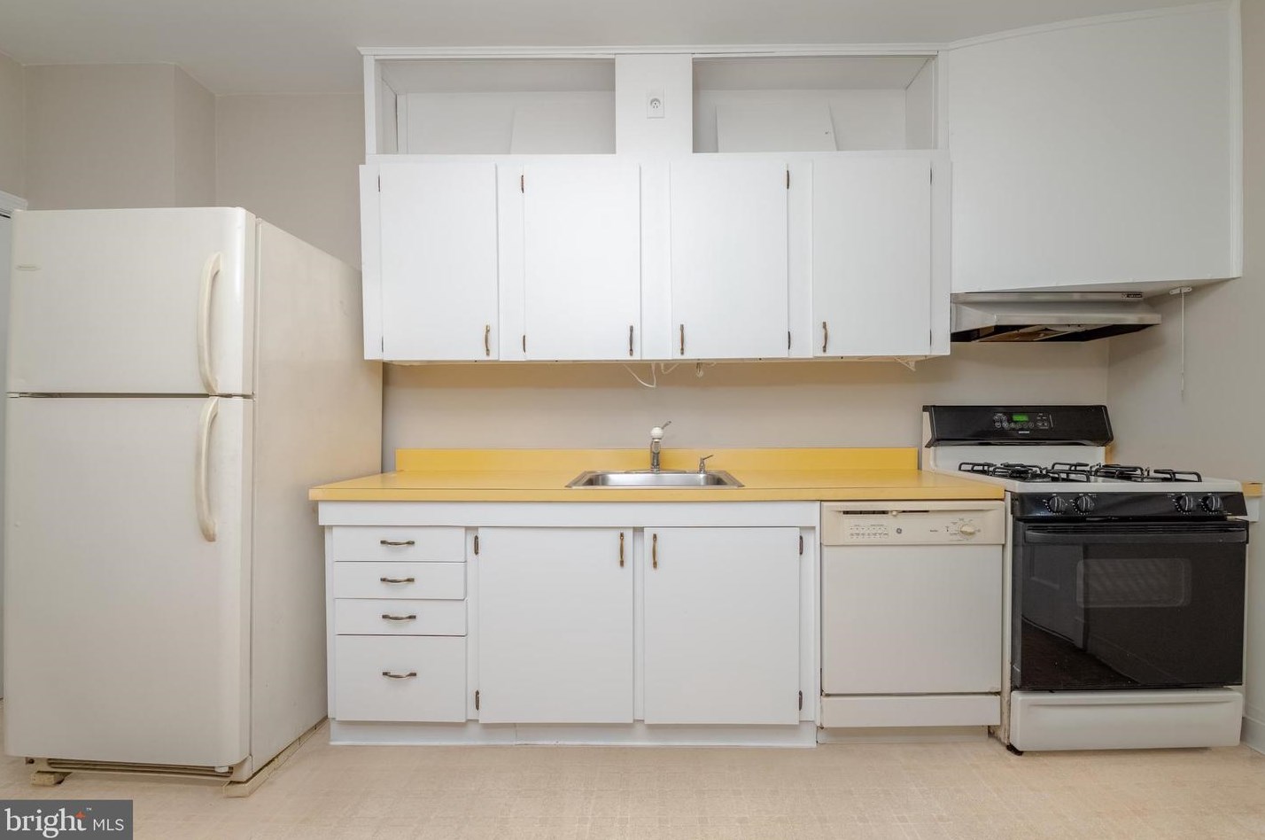 418 Hopkins Rd, Baltimore MD 21220-1031 exterior