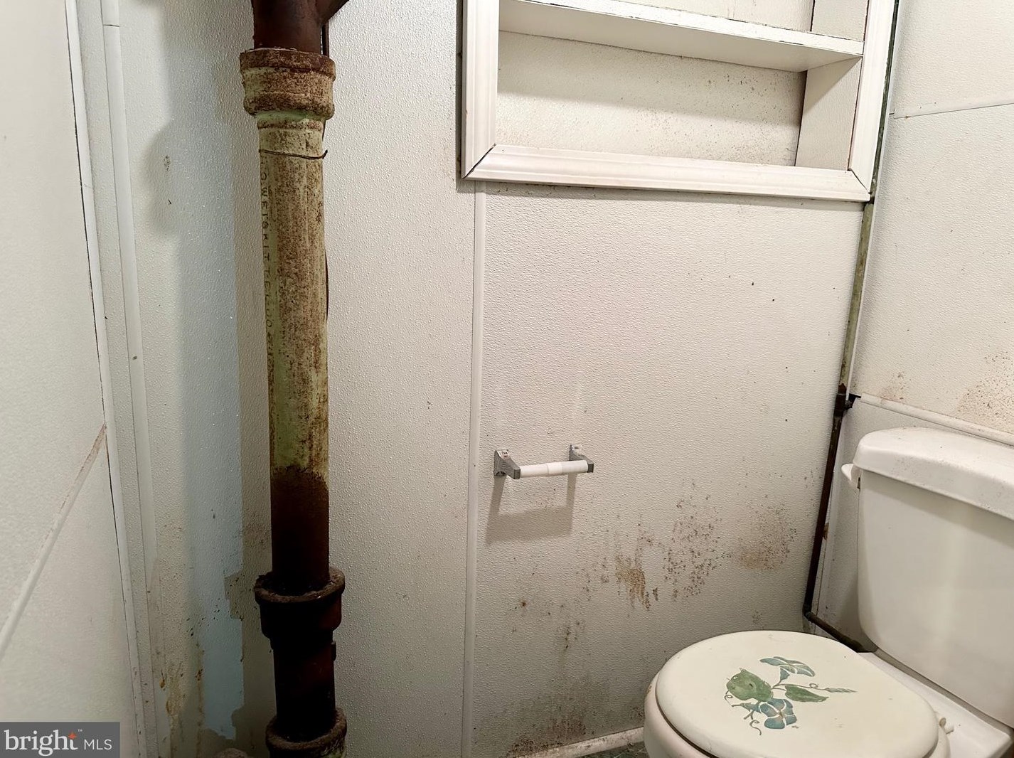 5415 Montbel Ave, Baltimore MD 21207-6114 exterior