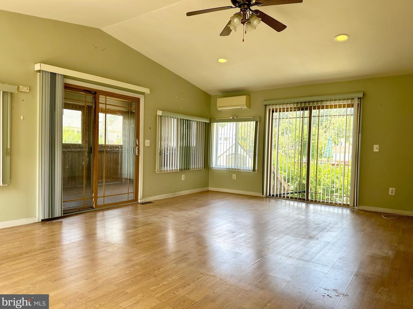 5415 Montbel Ave, Baltimore MD 21207-6114 exterior