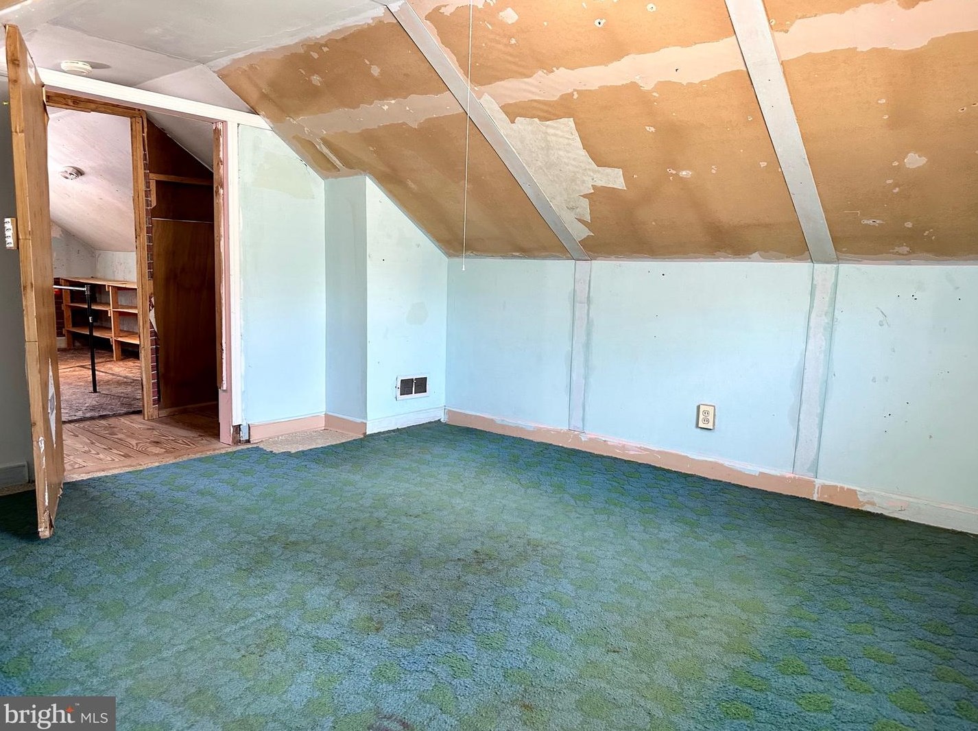 5415 Montbel Ave, Baltimore MD 21207-6114 exterior