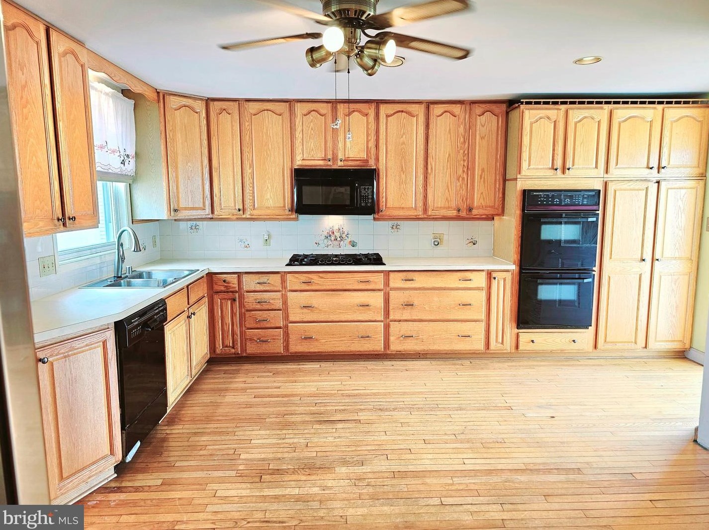 408 Margaret Ave, Baltimore MD  21221-6823 exterior