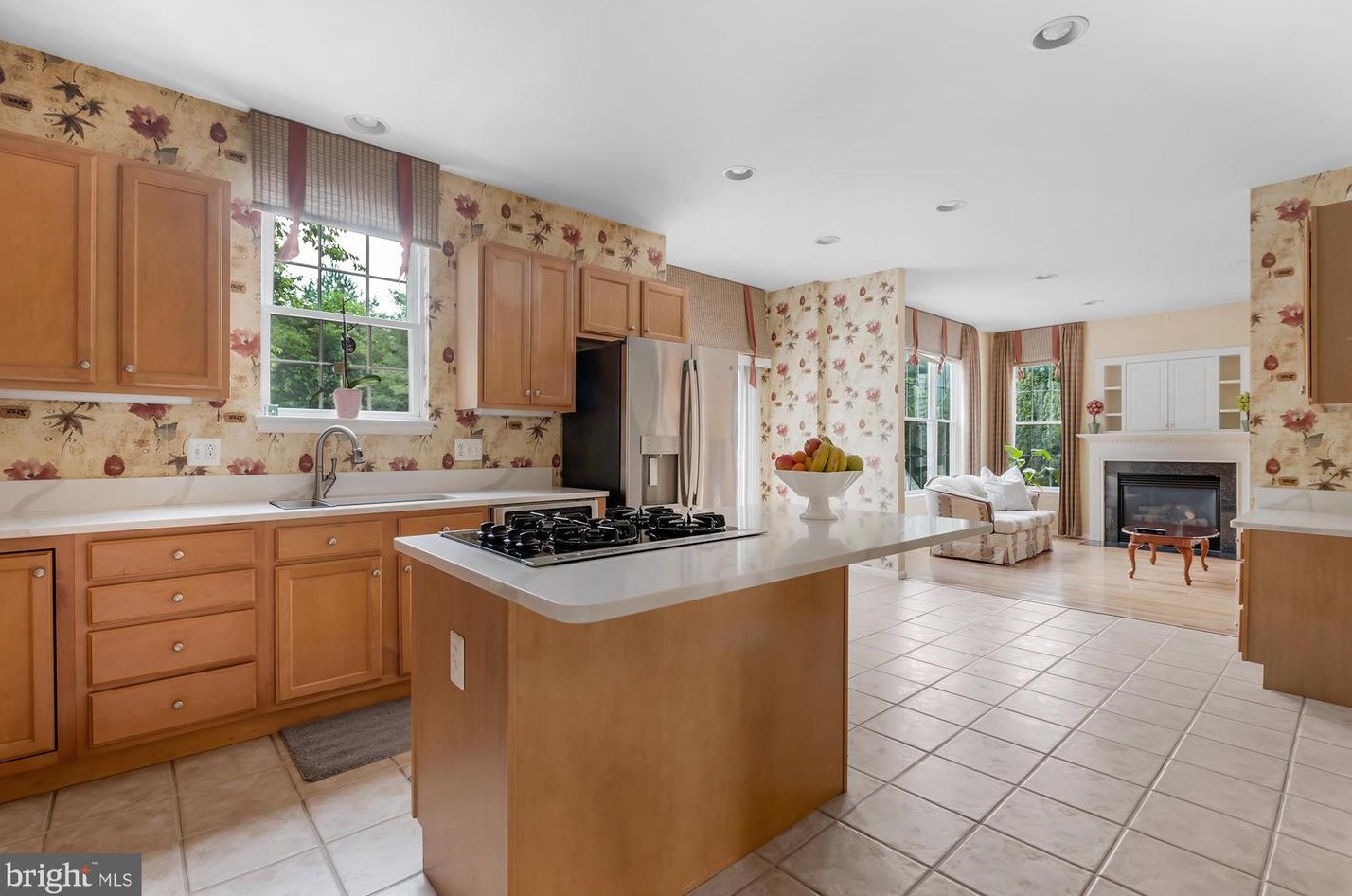 8227 Selwin Ct, Baltimore MD  21237-3361 exterior