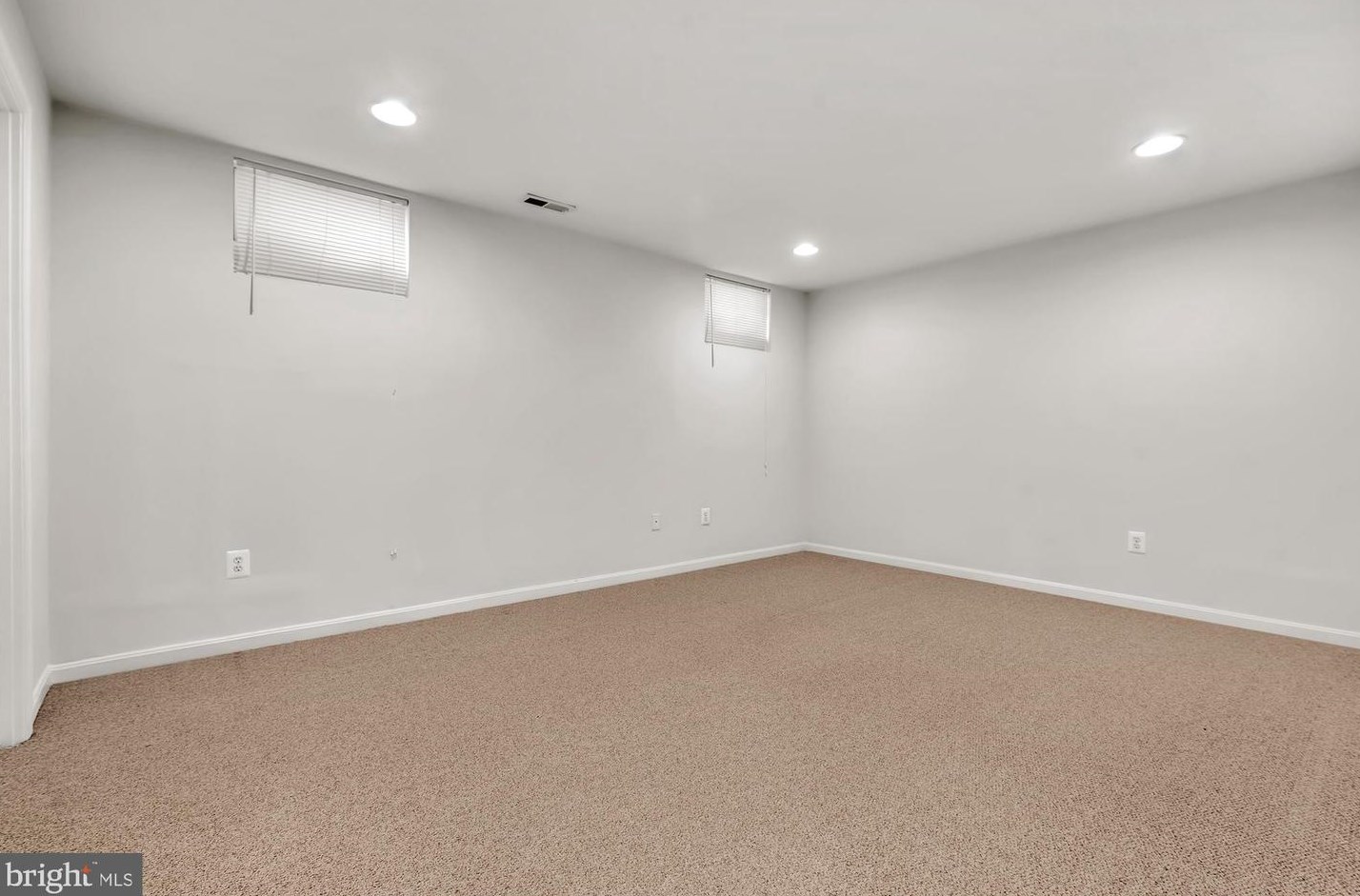 8227 Selwin Ct, Baltimore MD  21237-3361 exterior