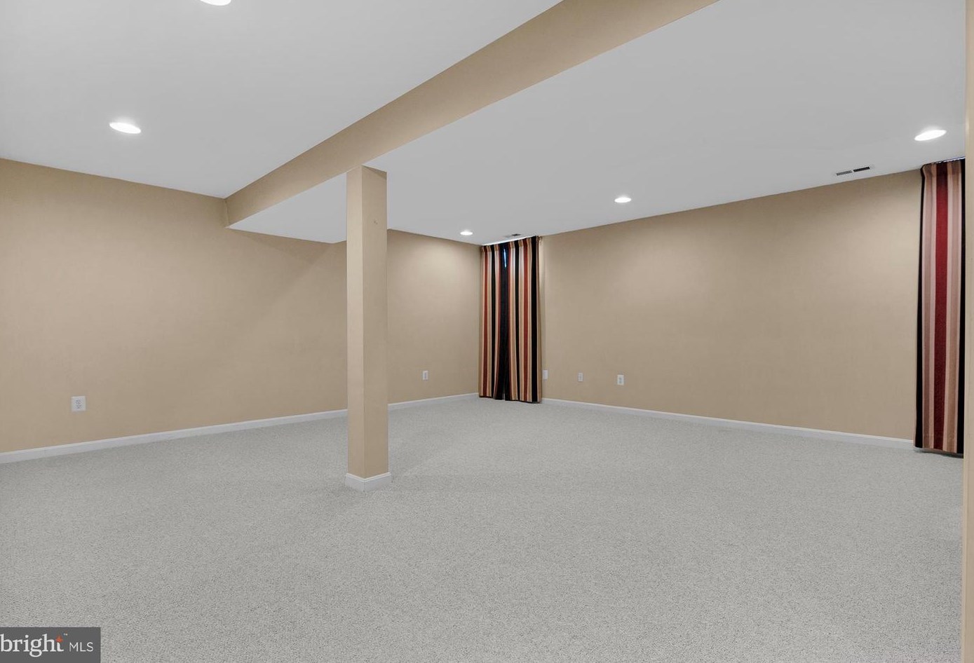 8227 Selwin Ct, Baltimore MD  21237-3361 exterior