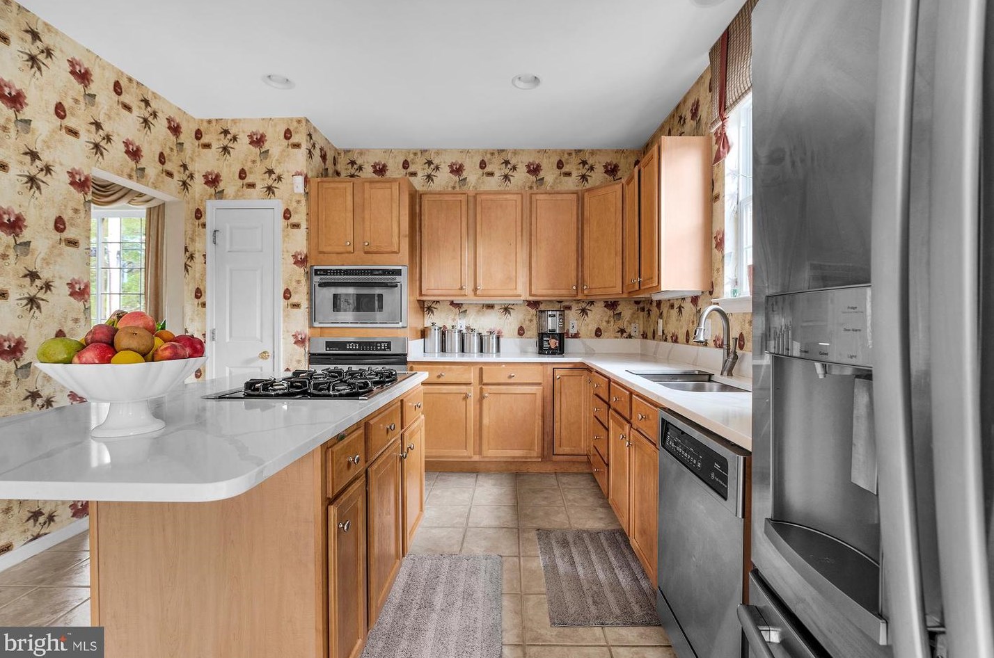 8227 Selwin Ct, Baltimore MD  21237-3361 exterior