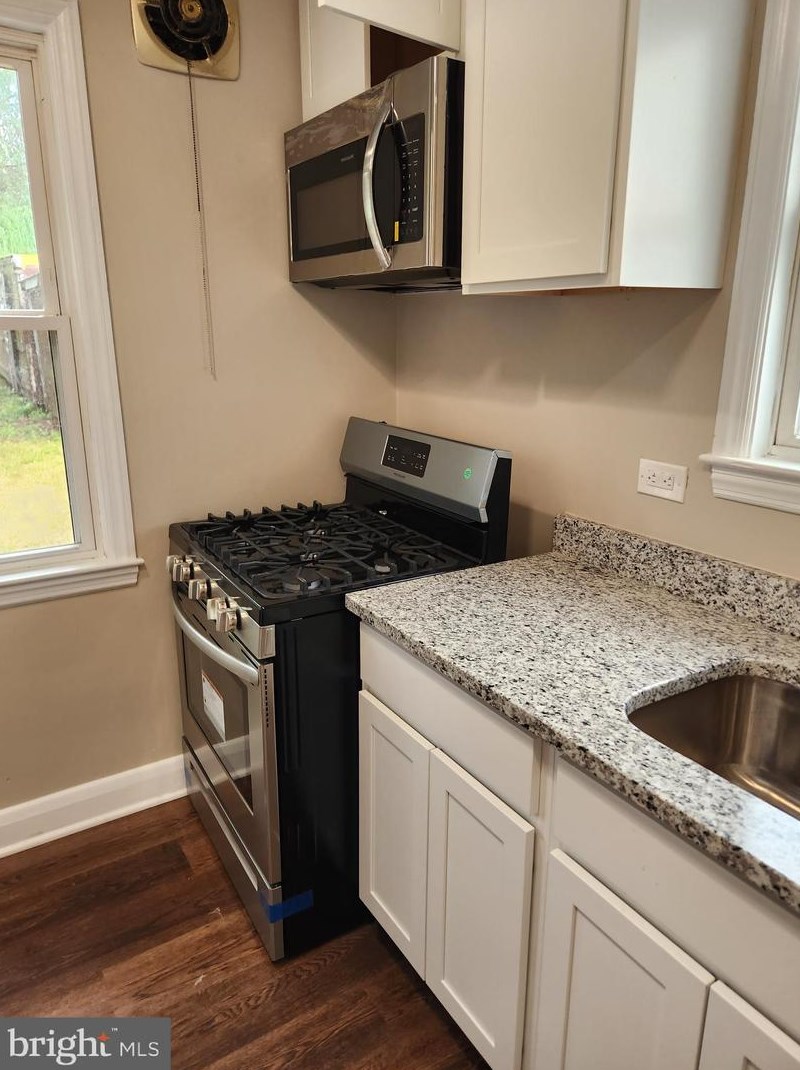5207 Arbutus Ave, Baltimore MD  21227-2505 exterior
