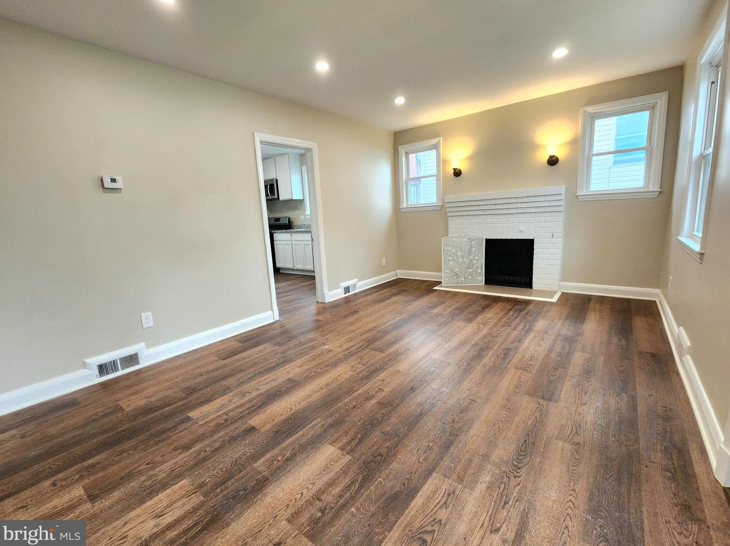 5207 Arbutus Ave, Baltimore MD  21227-2505 exterior
