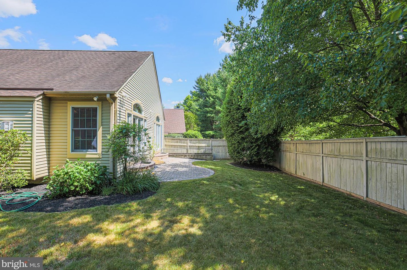 6 Stone Gate Ct, Baltimore MD  21208-1000 exterior
