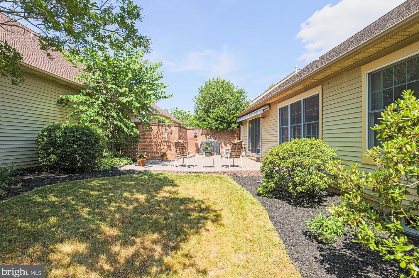 6 Stone Gate Ct, Baltimore MD  21208-1000 exterior