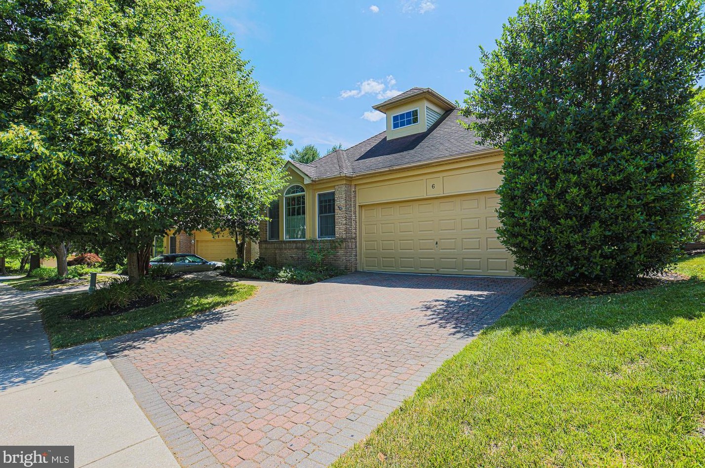 6 Stone Gate Ct, Baltimore MD  21208-1000 exterior