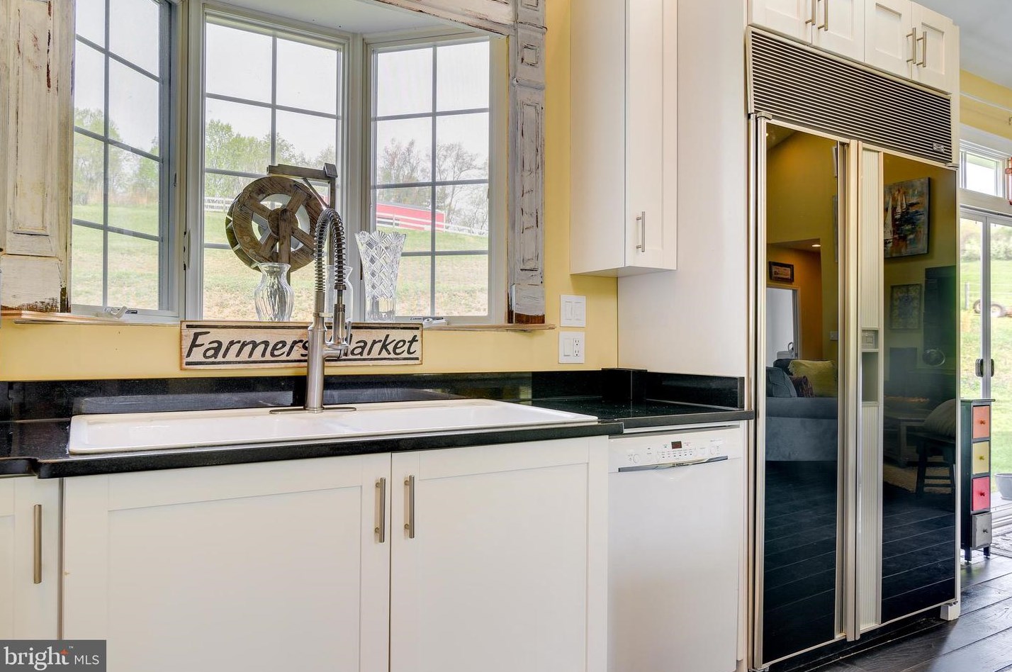 8523 Dogwood Rd, Baltimore MD  21244-1215 exterior