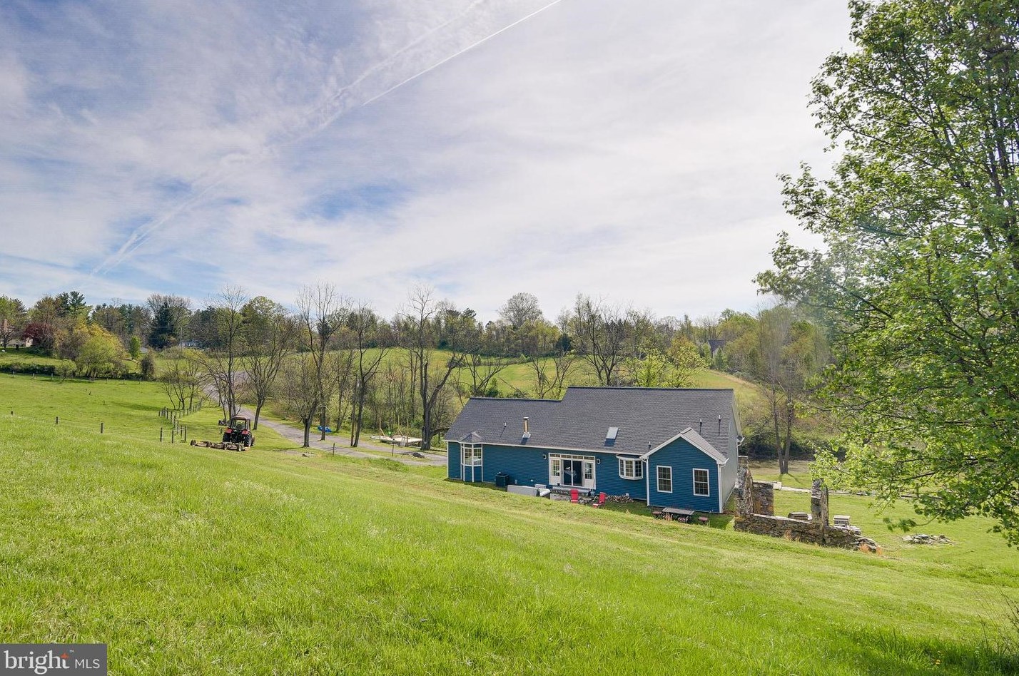 8523 Dogwood Rd, Baltimore MD  21244-1215 exterior