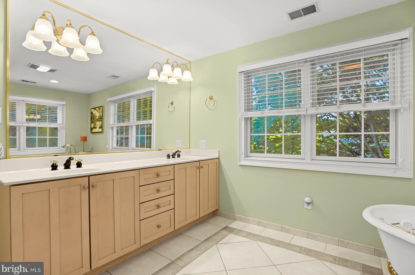 883 Oella Ave, Ellicott MD 21043-4729 exterior