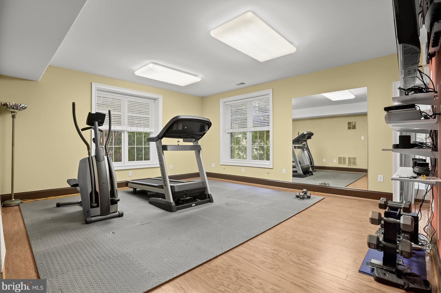 883 Oella Ave, Ellicott MD 21043-4729 exterior